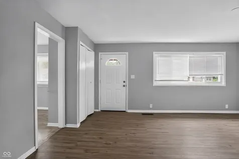 7339 E 34th Place Indianapolis IN 46226