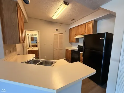 803 Coyote Drive Indianapolis IN 46214