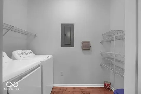 12913 Tradd Street Carmel IN 46032
