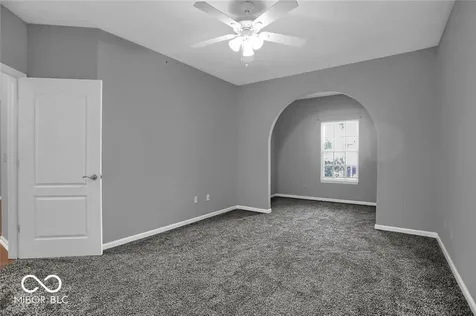 12913 Tradd Street Carmel IN 46032