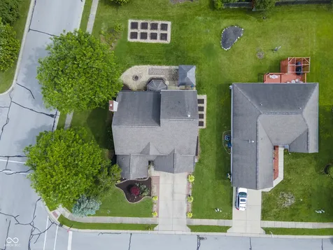 706 Woodcote Lane Brownsburg IN 46112