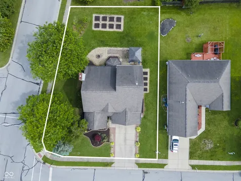 706 Woodcote Lane Brownsburg IN 46112