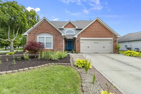 706 Woodcote Lane Brownsburg IN 46112