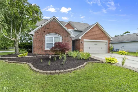 706 Woodcote Lane Brownsburg IN 46112