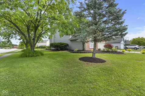 706 Woodcote Lane Brownsburg IN 46112