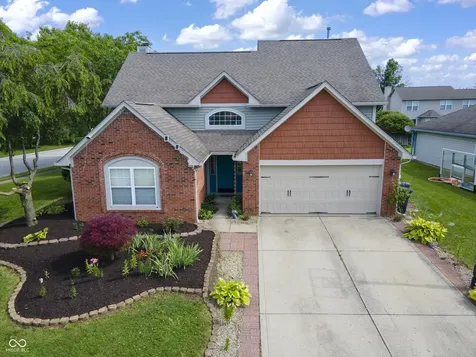 706 Woodcote Lane Brownsburg IN 46112