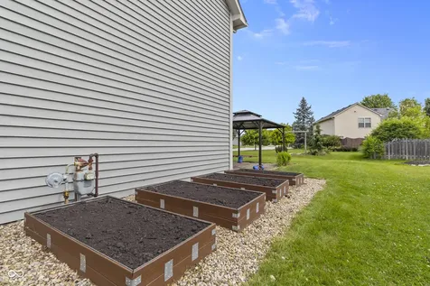 706 Woodcote Lane Brownsburg IN 46112