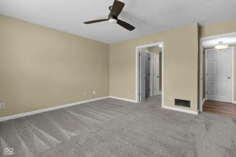 706 Woodcote Lane Brownsburg IN 46112