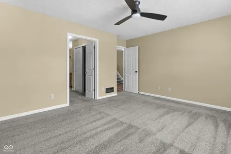 706 Woodcote Lane Brownsburg IN 46112