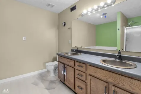 706 Woodcote Lane Brownsburg IN 46112