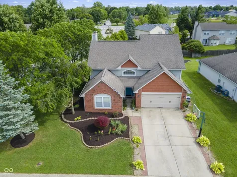 706 Woodcote Lane Brownsburg IN 46112
