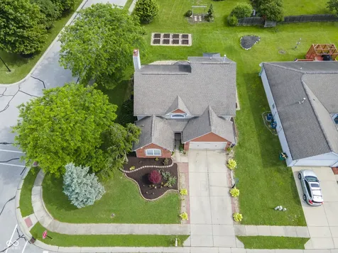 706 Woodcote Lane Brownsburg IN 46112