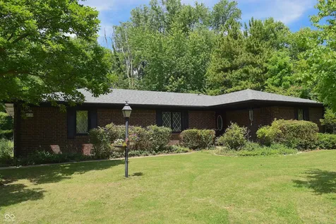 3720 Kessler Boulevard East Drive Indianapolis IN 46220