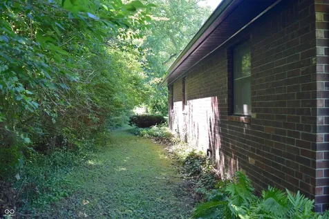 3720 Kessler Boulevard East Drive Indianapolis IN 46220