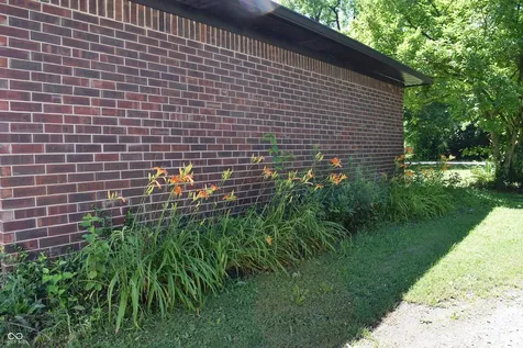 3720 Kessler Boulevard East Drive Indianapolis IN 46220