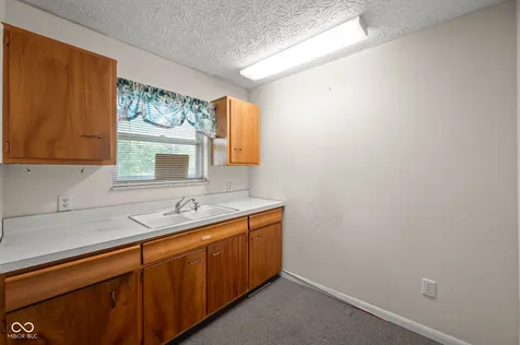 7423 E 82nd Street Indianapolis IN 46256
