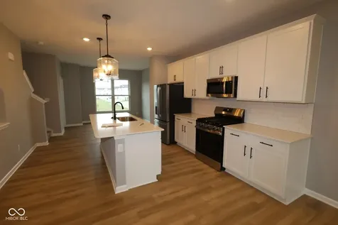 4451 Yellowwood Avenue Brownsburg IN 46112