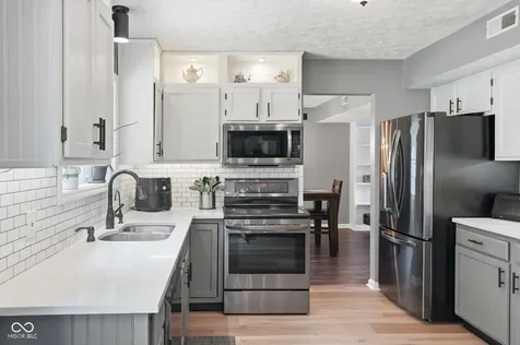 6638 Salem Drive Fishers IN 46038