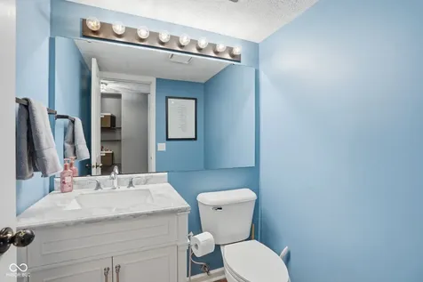 6638 Salem Drive Fishers IN 46038
