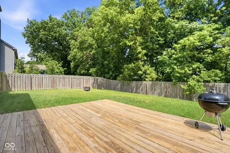 6638 Salem Drive Fishers IN 46038