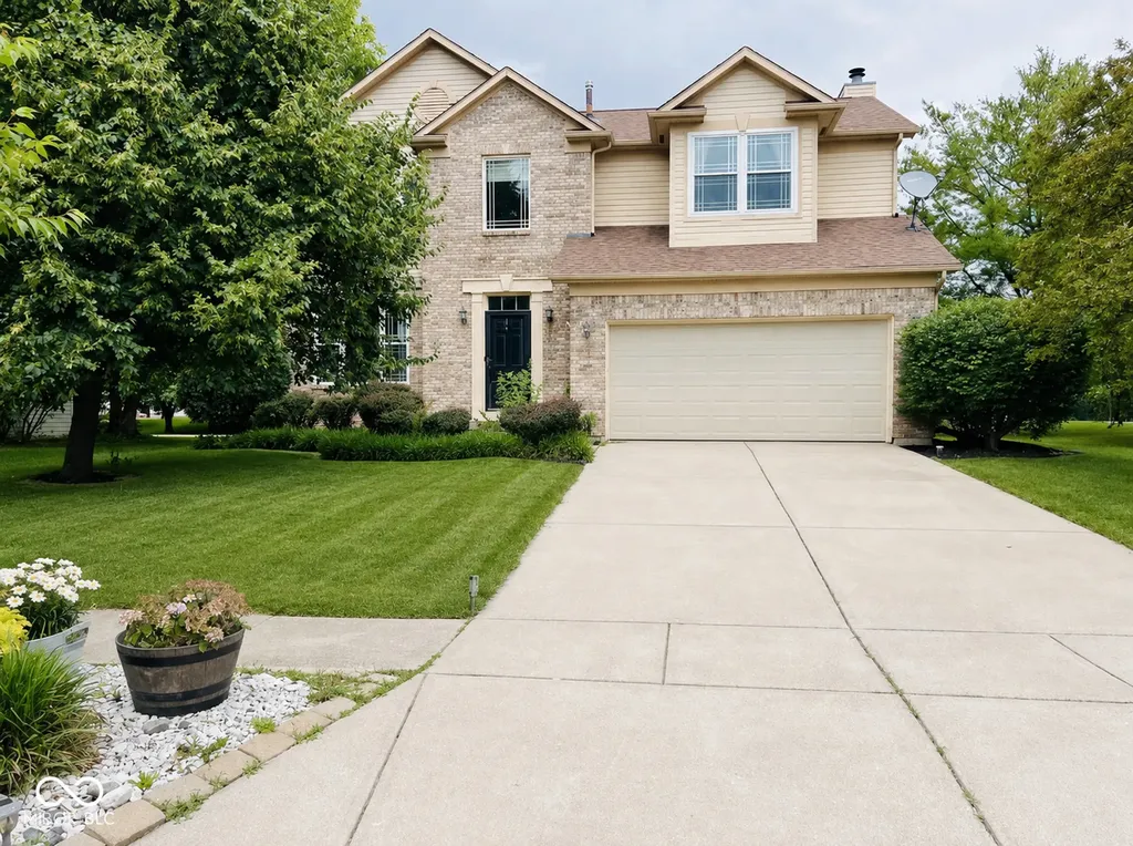 5400 Wakefield Drive S Greenwood IN 46142