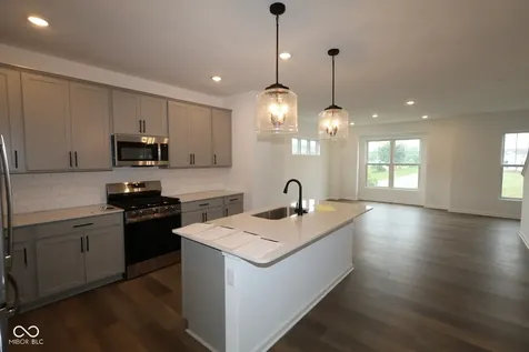 4447 Yellowwood Avenue Brownsburg IN 46112