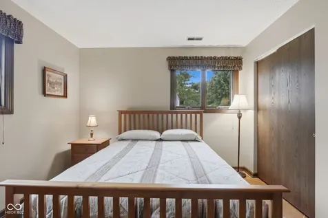 1302 Stymie Court Indianapolis IN 46217