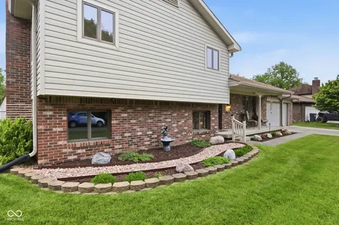 1302 Stymie Court Indianapolis IN 46217