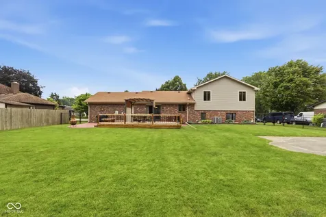 1302 Stymie Court Indianapolis IN 46217