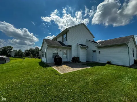 323 Woodfield Drive Batesville IN 47006