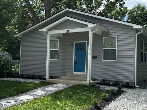 2127 Haines Indianapolis IN 46221