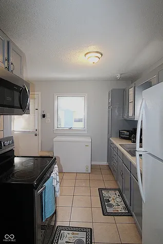 2466 N Goodlet Avenue Indianapolis IN 46222