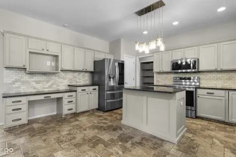 168 E Columbine Lane Westfield IN 46074