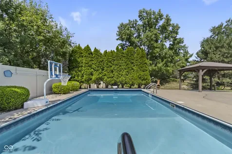 168 E Columbine Lane Westfield IN 46074