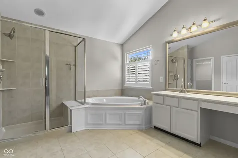 168 E Columbine Lane Westfield IN 46074