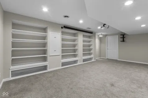 168 E Columbine Lane Westfield IN 46074