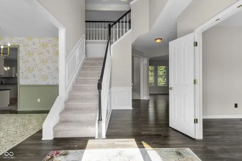 168 E Columbine Lane Westfield IN 46074