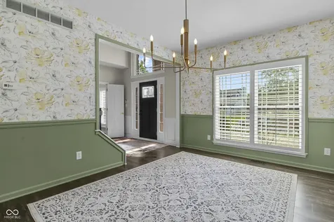 168 E Columbine Lane Westfield IN 46074