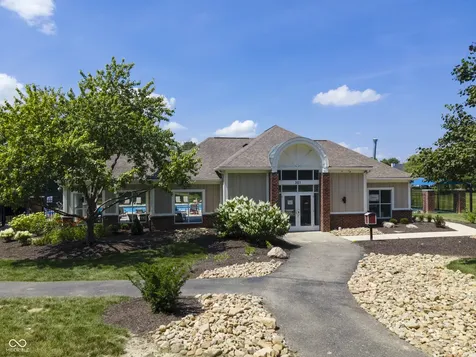 168 E Columbine Lane Westfield IN 46074