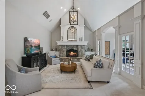 13672 Creekridge Lane Fishers IN 46055