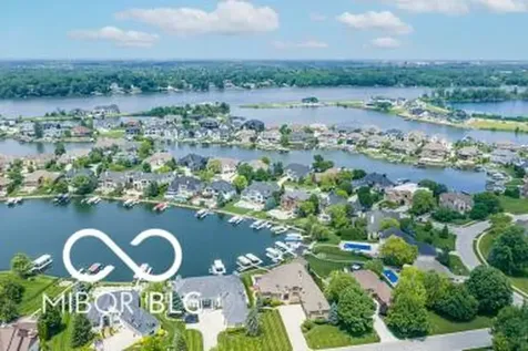 13672 Creekridge Lane Fishers IN 46055