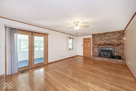 6084 W 100 S. S New Palestine IN 46163