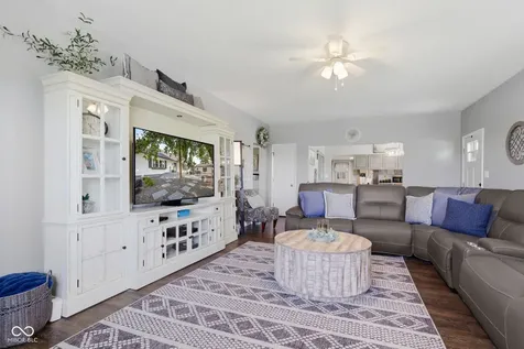 2055 W 600 S Lebanon IN 46052