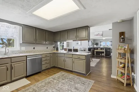 2055 W 600 S Lebanon IN 46052