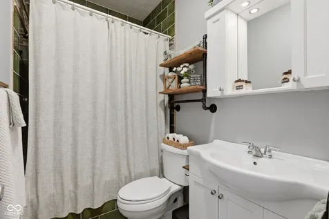 2055 W 600 S Lebanon IN 46052