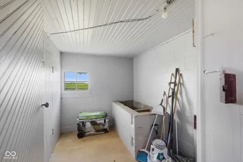 2055 W 600 S Lebanon IN 46052