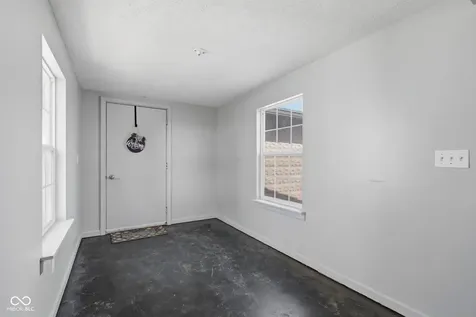 2055 W 600 S Lebanon IN 46052