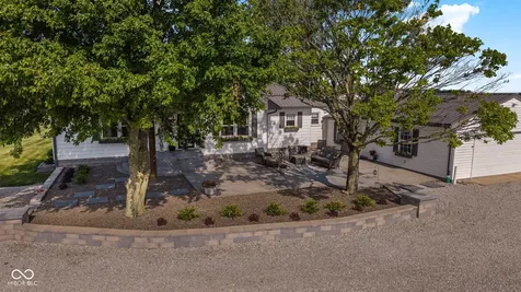 2055 W 600 S Lebanon IN 46052