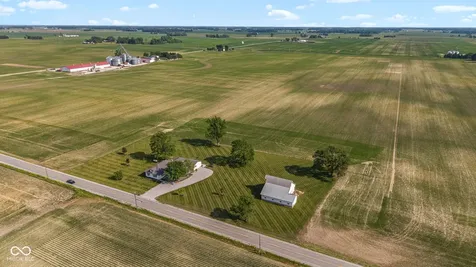2055 W 600 S Lebanon IN 46052