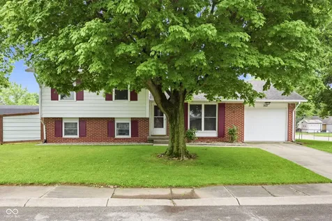 203 Kerr Drive Lapel IN 46051